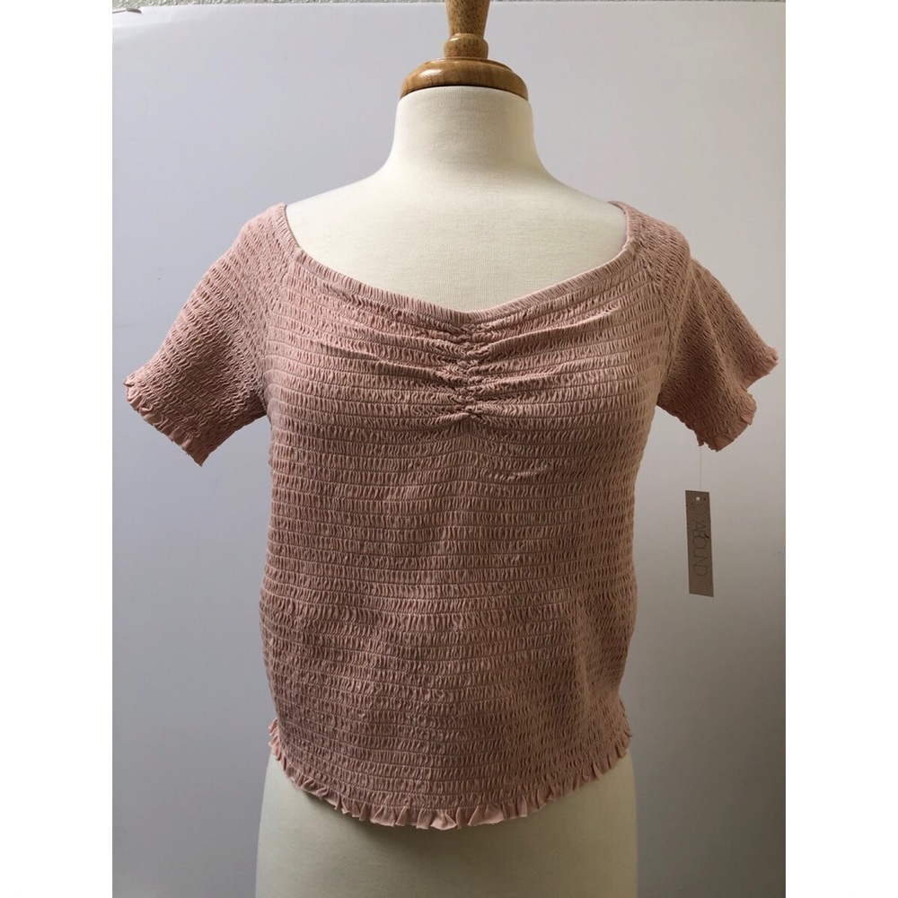 Cropped Cotton Lettuce Edge Smocked Tee